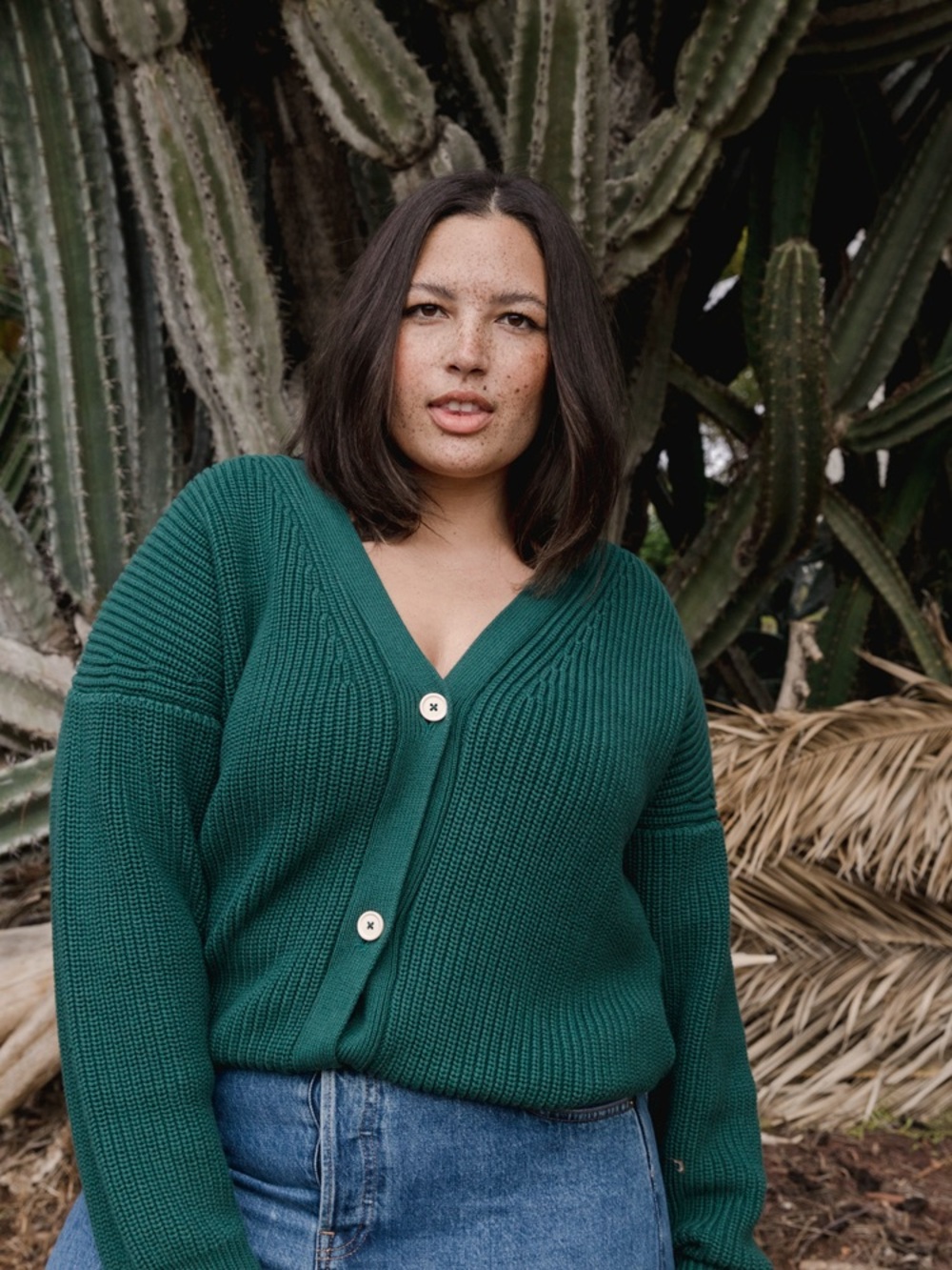 Tradlands Shelter Cardigan in Emerald